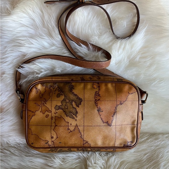 Vintage Alviero Martini 1A Classe Geo Classic Map Crossbody Bag. - Picture 2 of 8